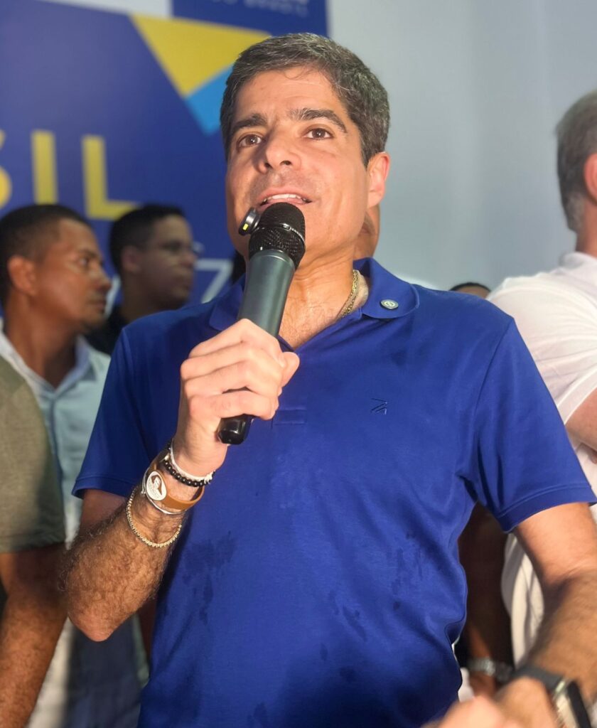 ‘Jerônimo acha que tem que tratar bandido com amor e carinho, eu acho que tem que tratar bandido como bandido’, diz ACM em Feira de Santana